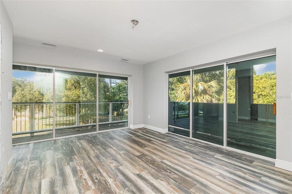 For Sale: $399,000 (5 beds, 4 baths, 2309 Square Feet)