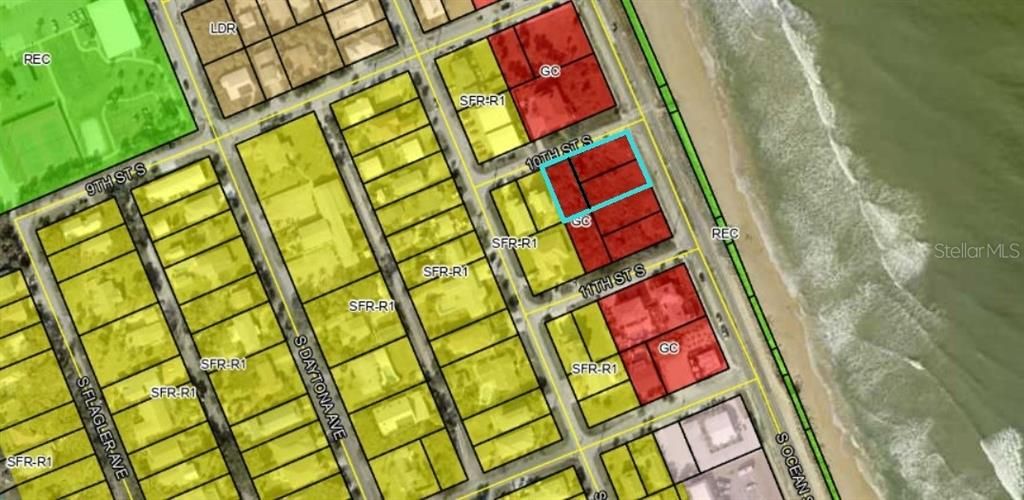 На продажу: $1,499,000 (0.37 acres)