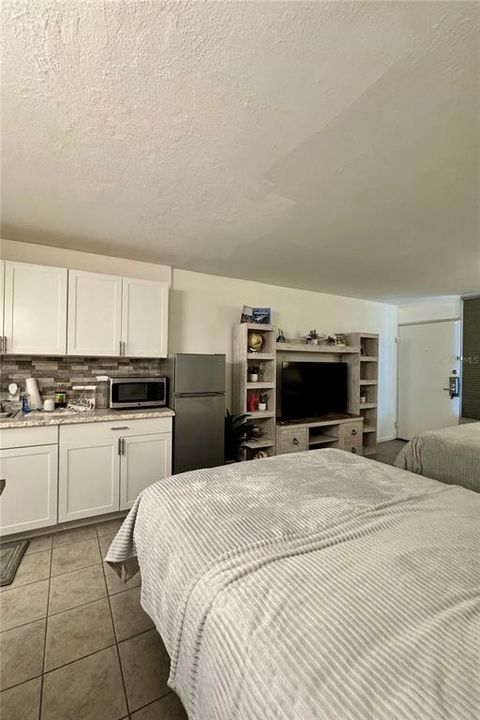 For Sale: $72,000 (0 beds, 1 baths, 300 Square Feet)