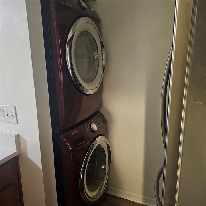 На продажу: $142,000 (2 спален, 2 ванн, 1032 Квадратных фут)