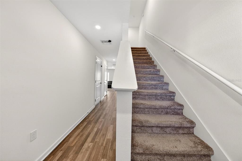 For Sale: $300,000 (4 beds, 2 baths, 1966 Square Feet)