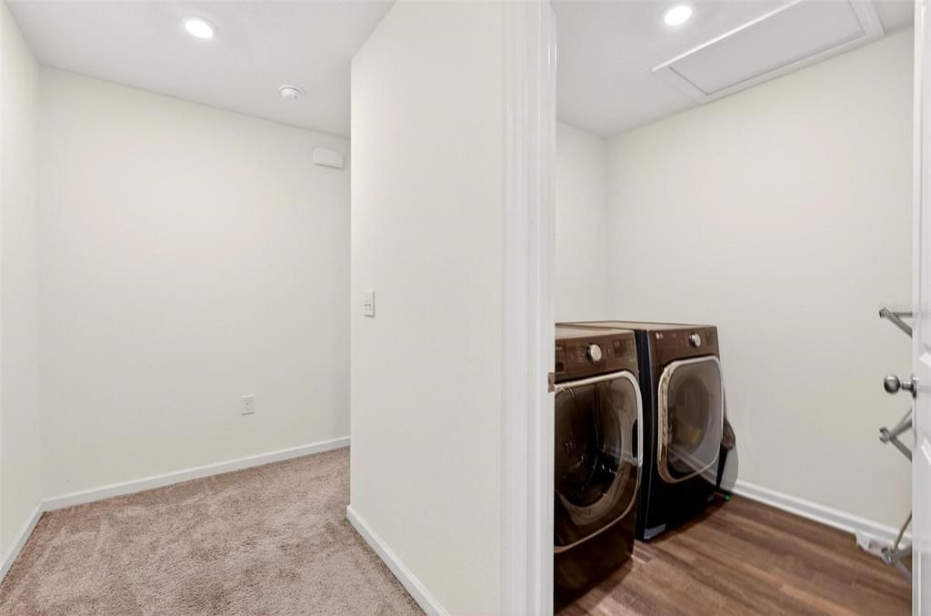 For Sale: $300,000 (4 beds, 2 baths, 1966 Square Feet)