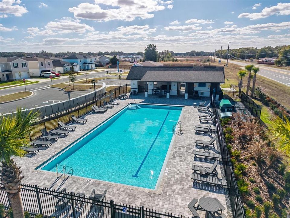 For Sale: $300,000 (4 beds, 2 baths, 1966 Square Feet)