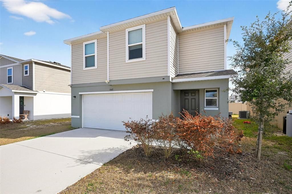 For Sale: $300,000 (4 beds, 2 baths, 1966 Square Feet)