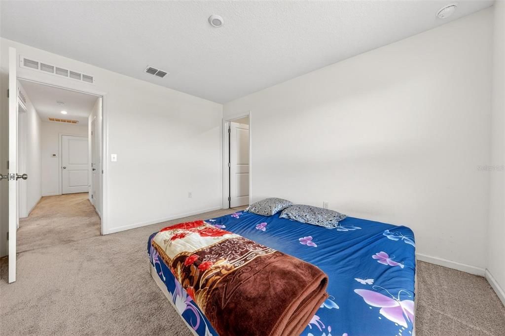 For Sale: $300,000 (4 beds, 2 baths, 1966 Square Feet)