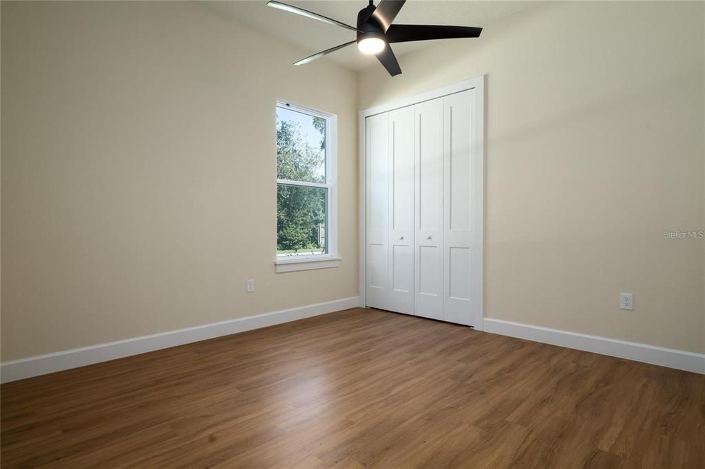 Active With Contract: $569,900 (3 beds, 3 baths, 2545 Square Feet)