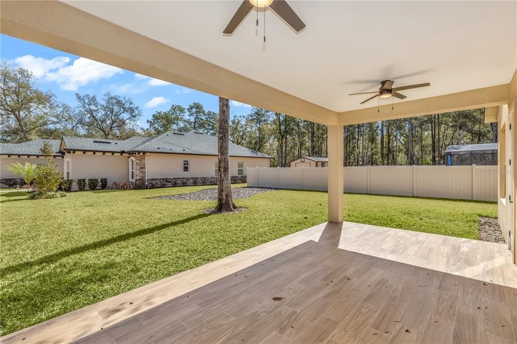 Active With Contract: $569,900 (3 beds, 3 baths, 2545 Square Feet)