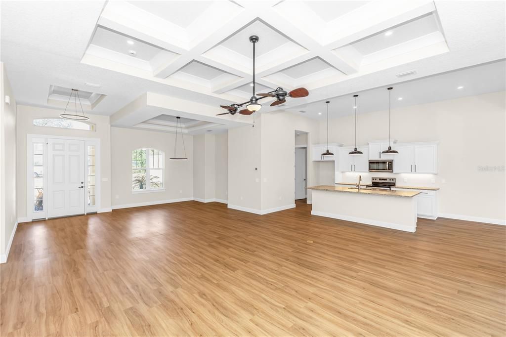 Active With Contract: $569,900 (3 beds, 3 baths, 2545 Square Feet)