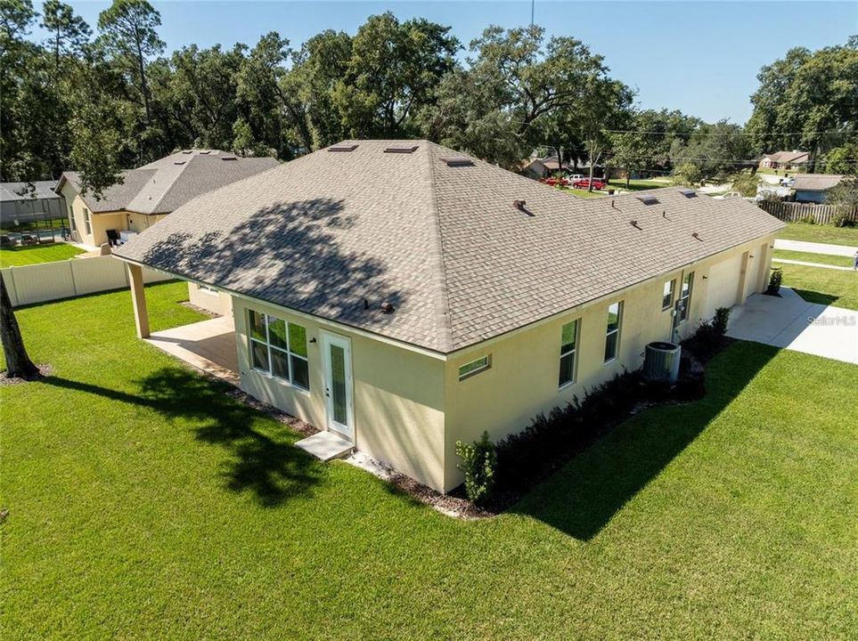Active With Contract: $569,900 (3 beds, 3 baths, 2545 Square Feet)