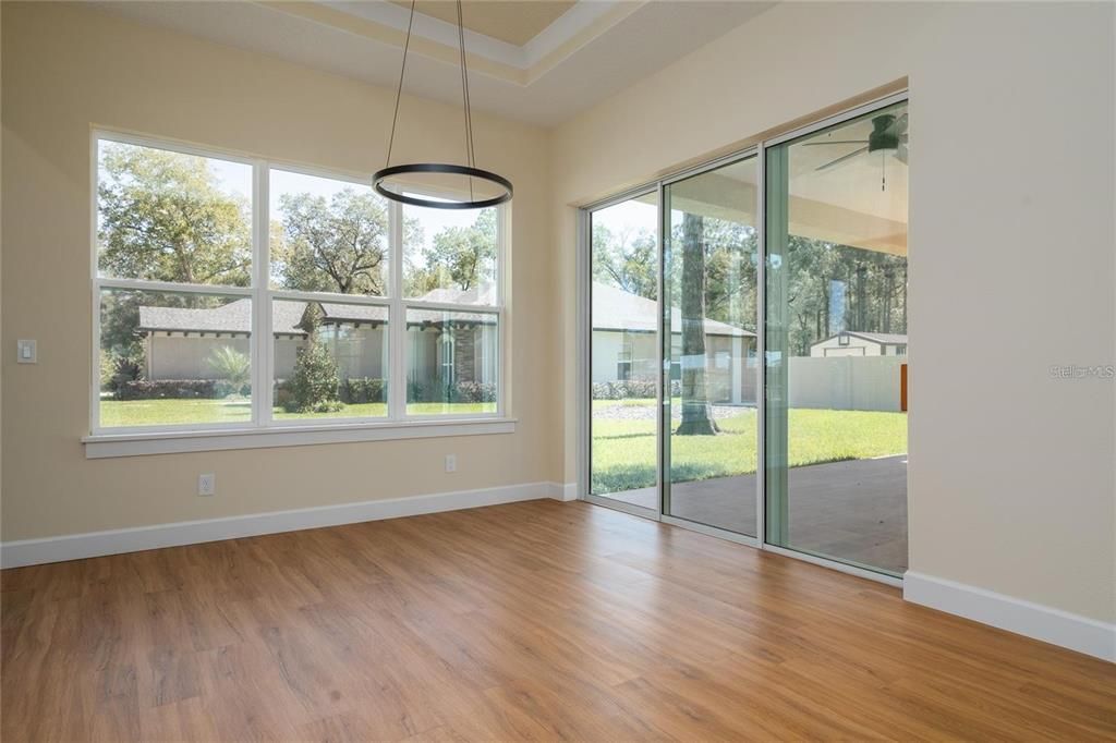 Active With Contract: $569,900 (3 beds, 3 baths, 2545 Square Feet)