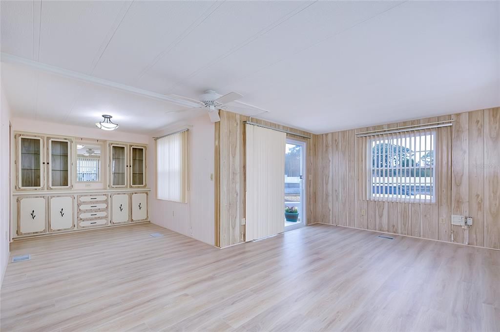 En Venta: $125,000 (2 camas, 2 baños, 840 Pies cuadrados)