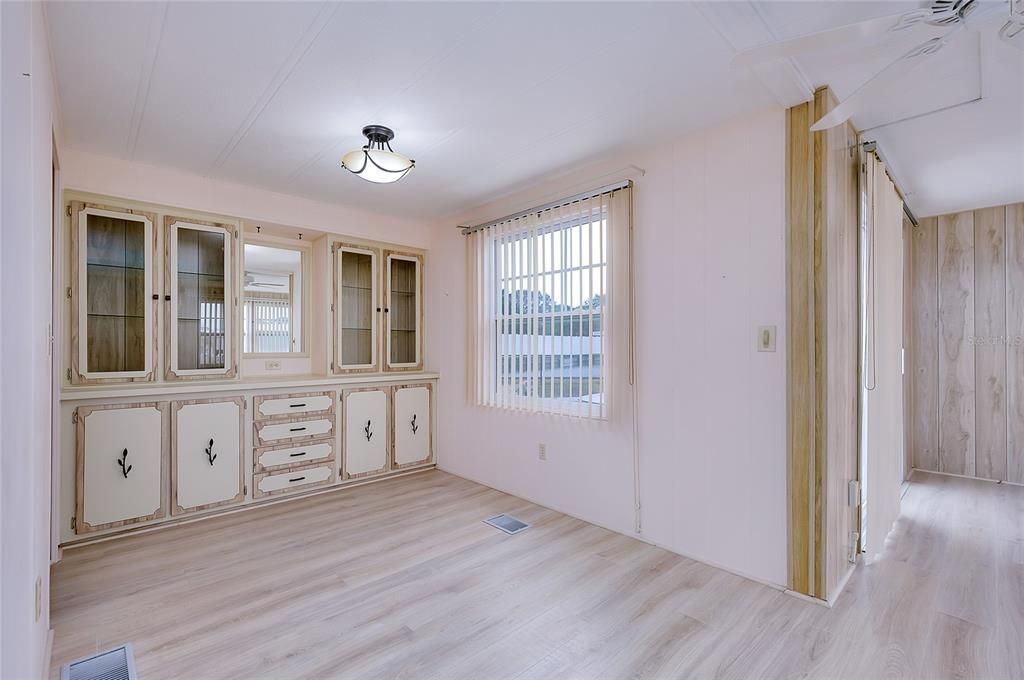 En Venta: $125,000 (2 camas, 2 baños, 840 Pies cuadrados)