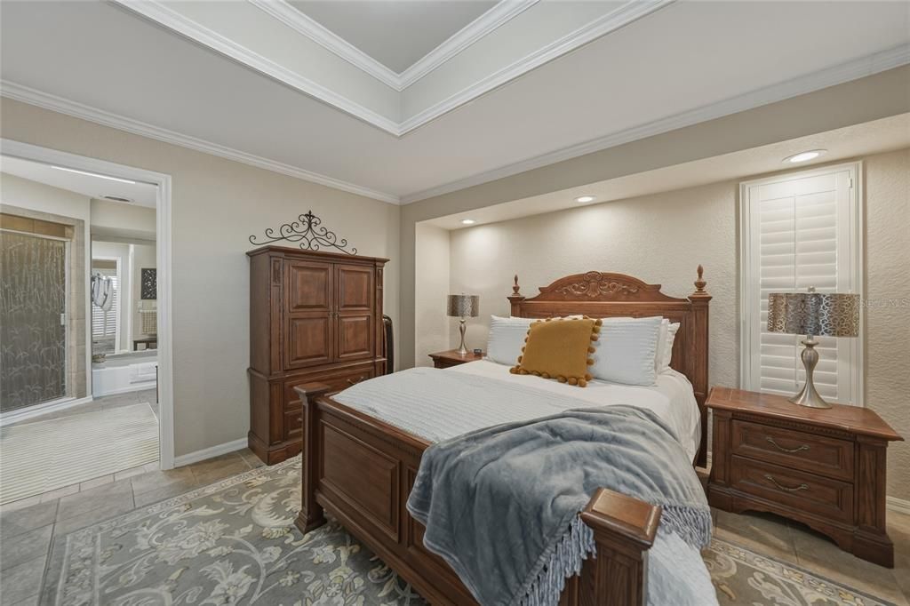 Activo con contrato: $849,900 (3 camas, 2 baños, 1986 Pies cuadrados)