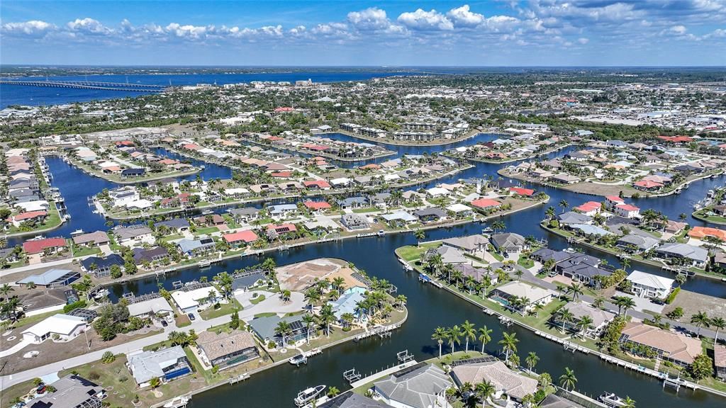 Activo con contrato: $849,900 (3 camas, 2 baños, 1986 Pies cuadrados)