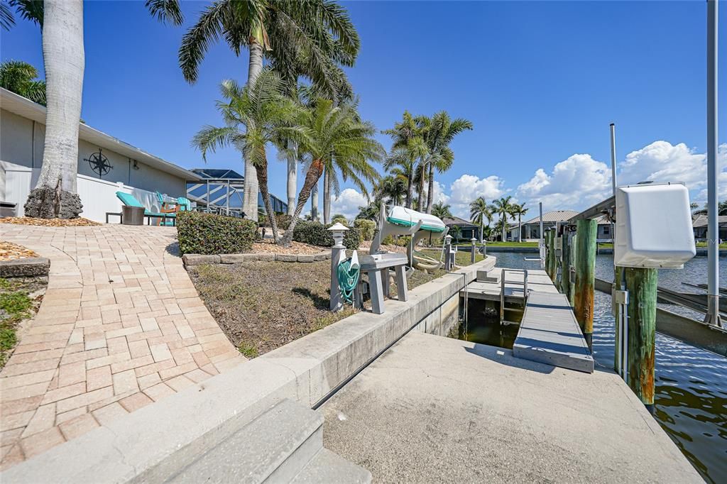 Activo con contrato: $849,900 (3 camas, 2 baños, 1986 Pies cuadrados)