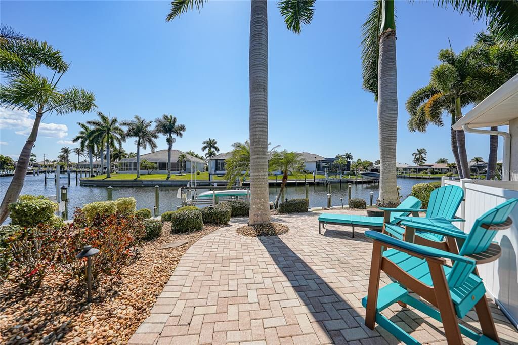 Activo con contrato: $849,900 (3 camas, 2 baños, 1986 Pies cuadrados)