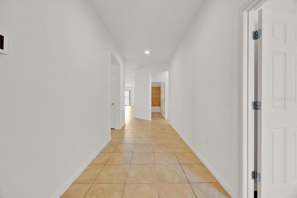 For Rent: $2,200 (3 beds, 2 baths, 2144 Square Feet)