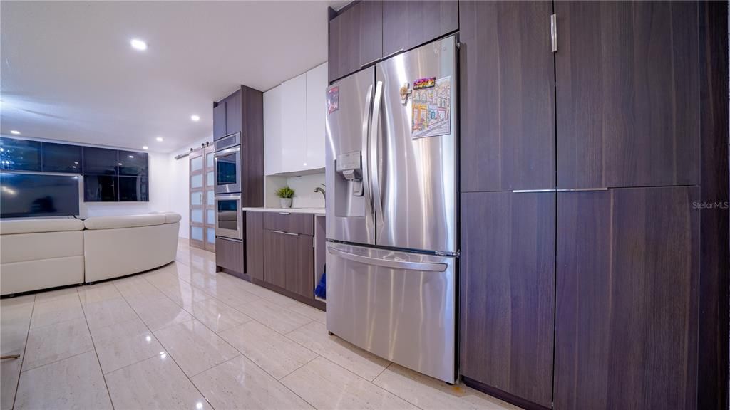En Venta: $990,000 (4 camas, 2 baños, 1824 Pies cuadrados)