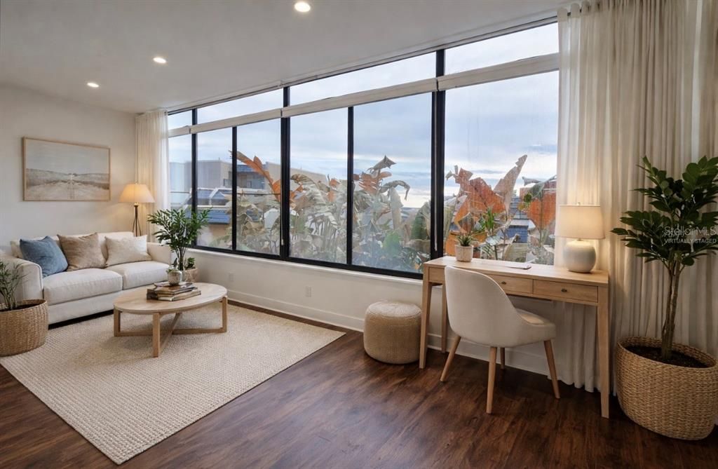 En Renta: $2,400 (2 camas, 2 baños, 2000 Pies cuadrados)