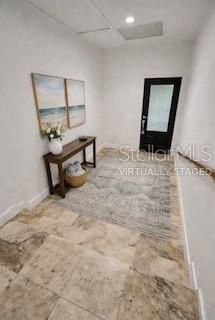 En Renta: $2,400 (2 camas, 2 baños, 2000 Pies cuadrados)