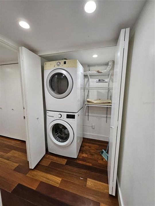 En Renta: $2,400 (2 camas, 2 baños, 2000 Pies cuadrados)