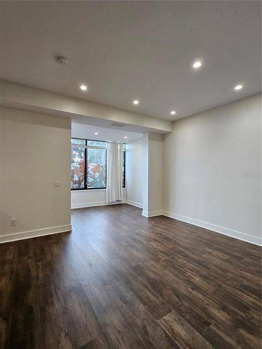 En Renta: $2,400 (2 camas, 2 baños, 2000 Pies cuadrados)