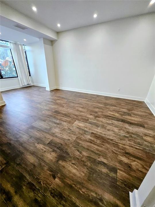 En Renta: $2,400 (2 camas, 2 baños, 2000 Pies cuadrados)