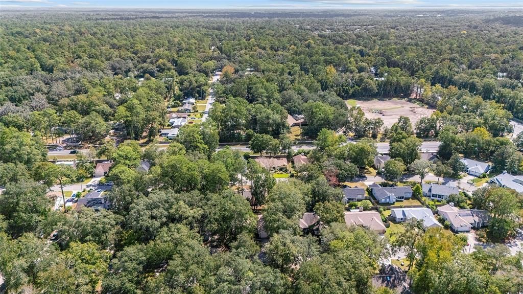 Под контрактом: $359,000 (3 спален, 2 ванн, 1991 Квадратных фут)