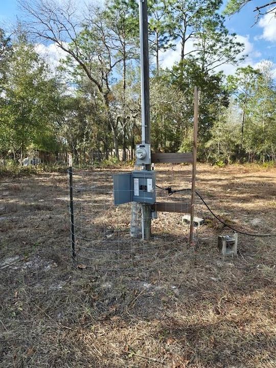 На продажу: $119,000 (2.32 acres)