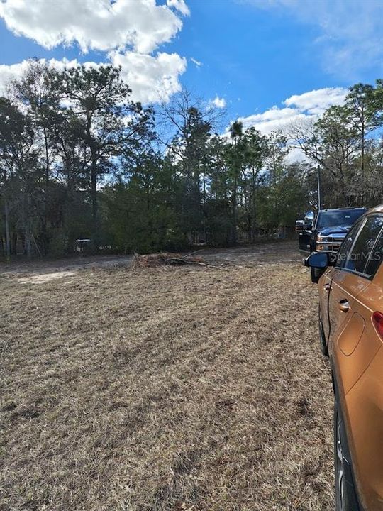 На продажу: $119,000 (2.32 acres)