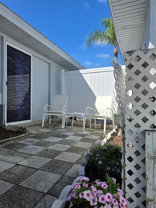 En Venta: $259,000 (2 camas, 2 baños, 1170 Pies cuadrados)