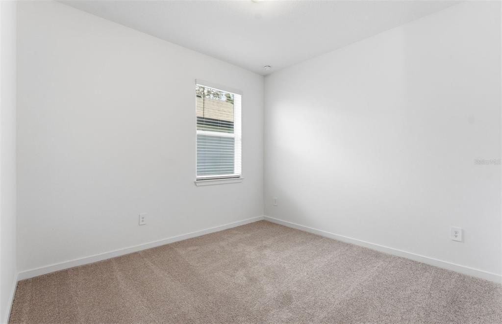 Activo con contrato: $444,800 (4 camas, 2 baños, 1850 Pies cuadrados)