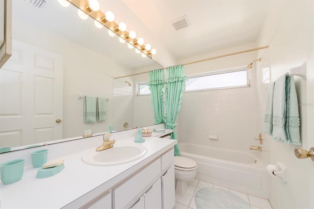 For Sale: $449,500 (3 beds, 2 baths, 1510 Square Feet)