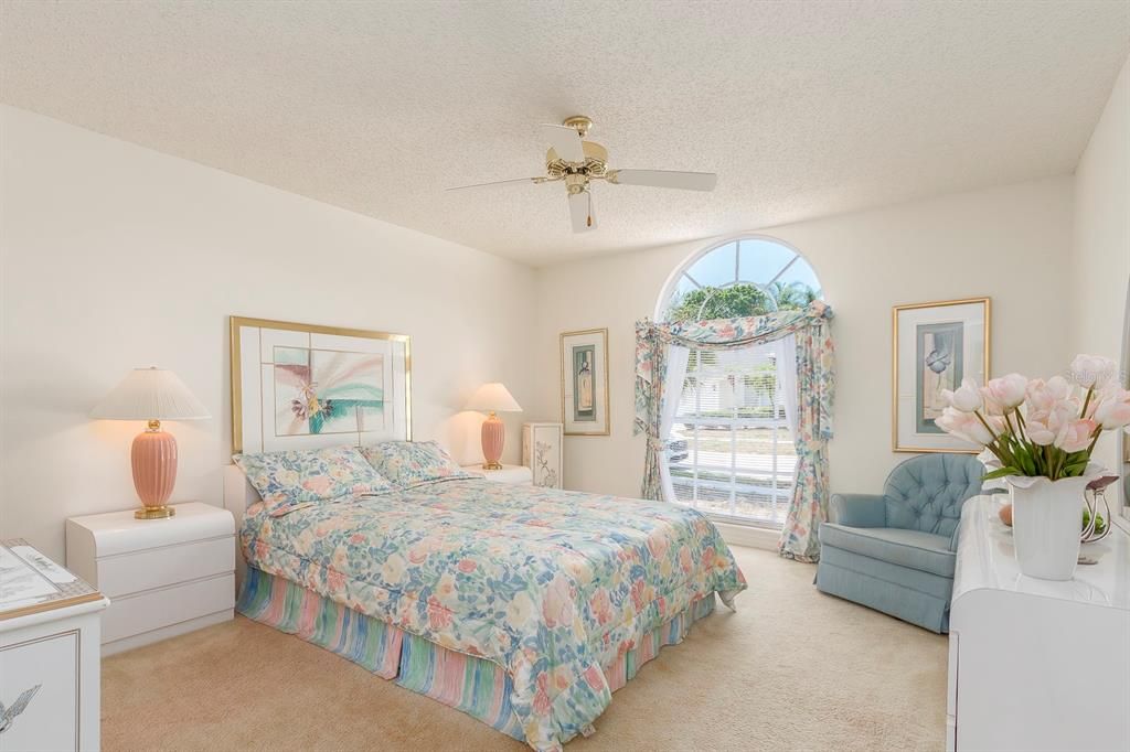 For Sale: $449,500 (3 beds, 2 baths, 1510 Square Feet)