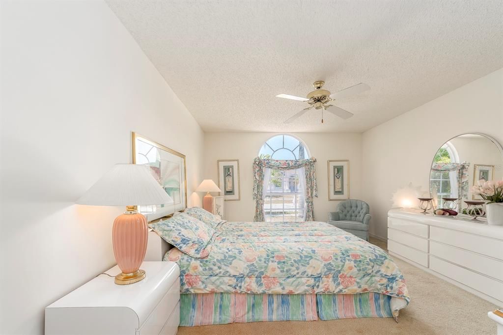 For Sale: $449,500 (3 beds, 2 baths, 1510 Square Feet)
