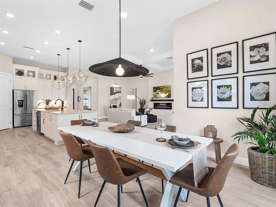 Activo con contrato: $1,395,000 (3 camas, 3 baños, 2492 Pies cuadrados)