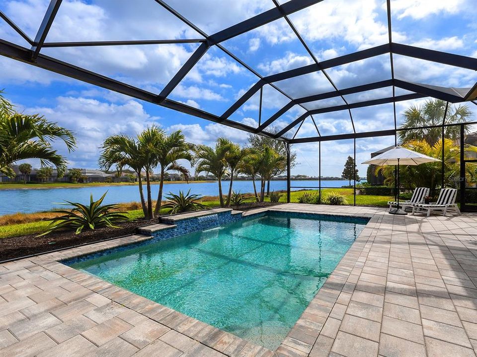 Activo con contrato: $1,395,000 (3 camas, 3 baños, 2492 Pies cuadrados)