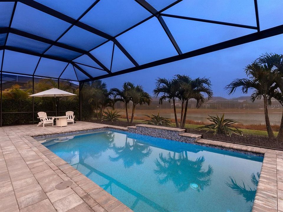 Activo con contrato: $1,395,000 (3 camas, 3 baños, 2492 Pies cuadrados)
