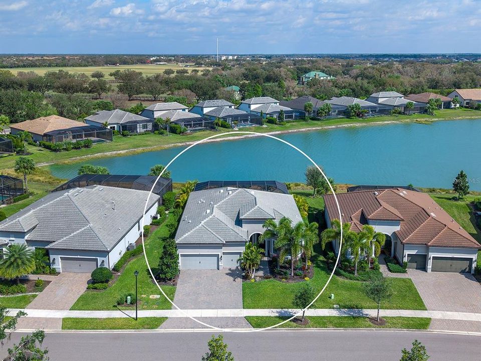 Activo con contrato: $1,395,000 (3 camas, 3 baños, 2492 Pies cuadrados)