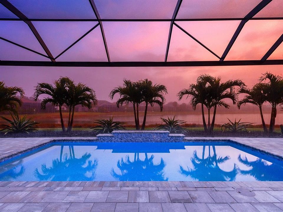 Activo con contrato: $1,395,000 (3 camas, 3 baños, 2492 Pies cuadrados)