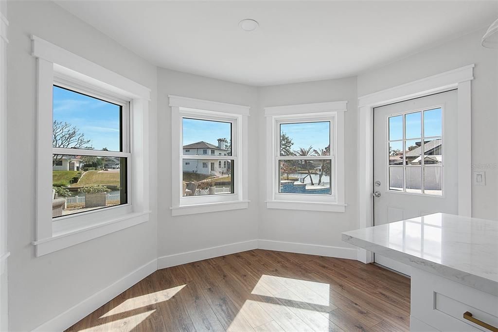 Active With Contract: $799,900 (4 beds, 3 baths, 2984 Square Feet)