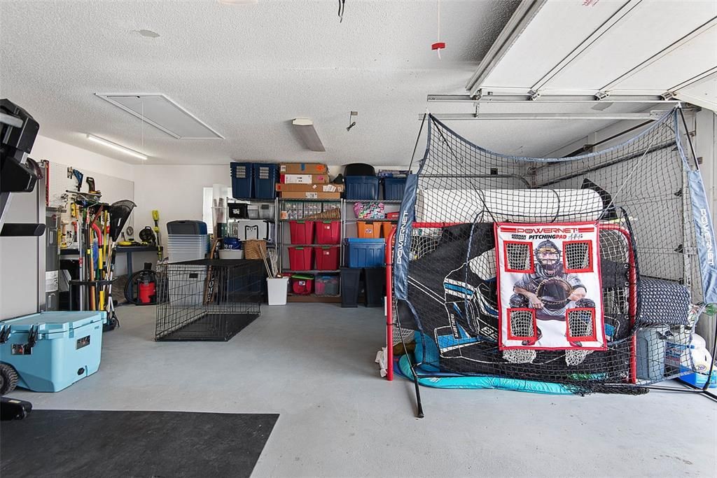 Active With Contract: $799,900 (4 beds, 3 baths, 2984 Square Feet)