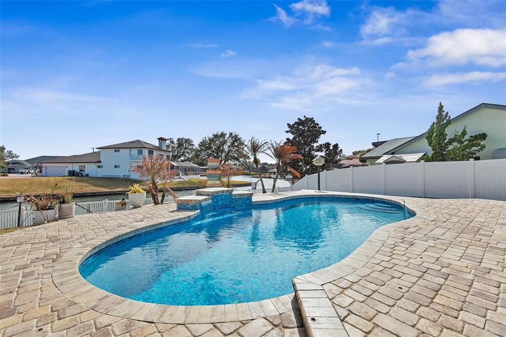 Active With Contract: $799,900 (4 beds, 3 baths, 2984 Square Feet)