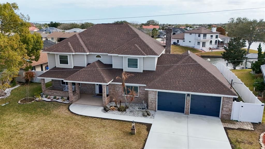 Active With Contract: $799,900 (4 beds, 3 baths, 2984 Square Feet)