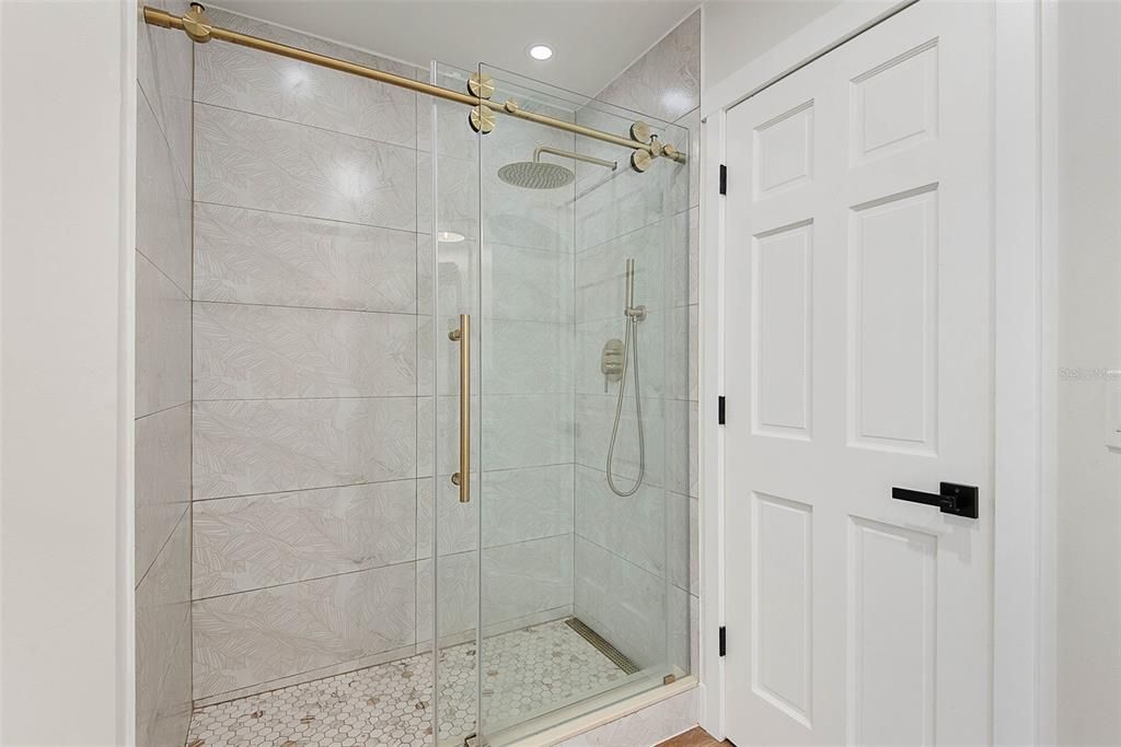 Active With Contract: $799,900 (4 beds, 3 baths, 2984 Square Feet)