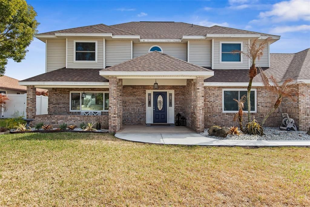 Active With Contract: $799,900 (4 beds, 3 baths, 2984 Square Feet)