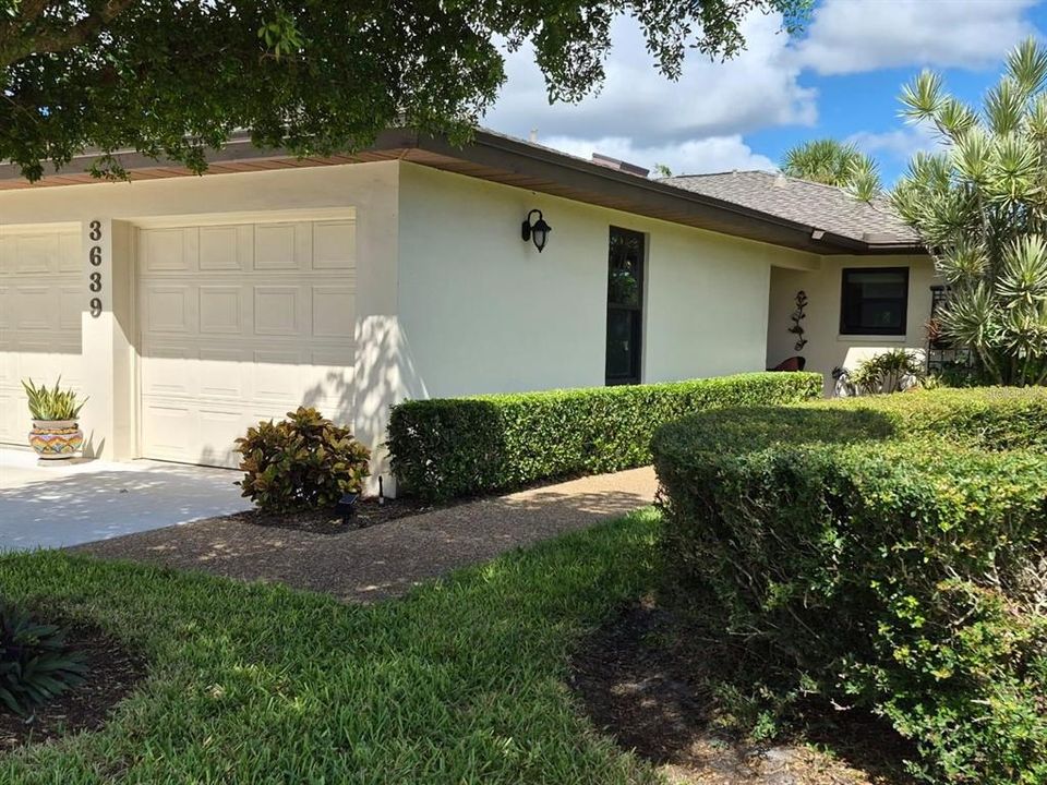 Под контрактом: $475,000 (3 спален, 2 ванн, 1802 Квадратных фут)