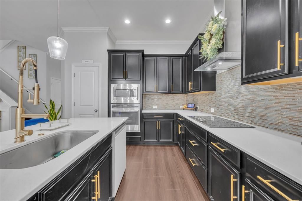 Active With Contract: $725,000 (4 beds, 3 baths, 3032 Square Feet)