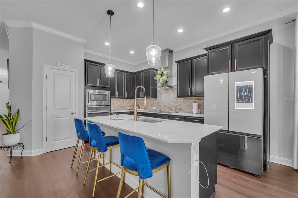 Active With Contract: $725,000 (4 beds, 3 baths, 3032 Square Feet)