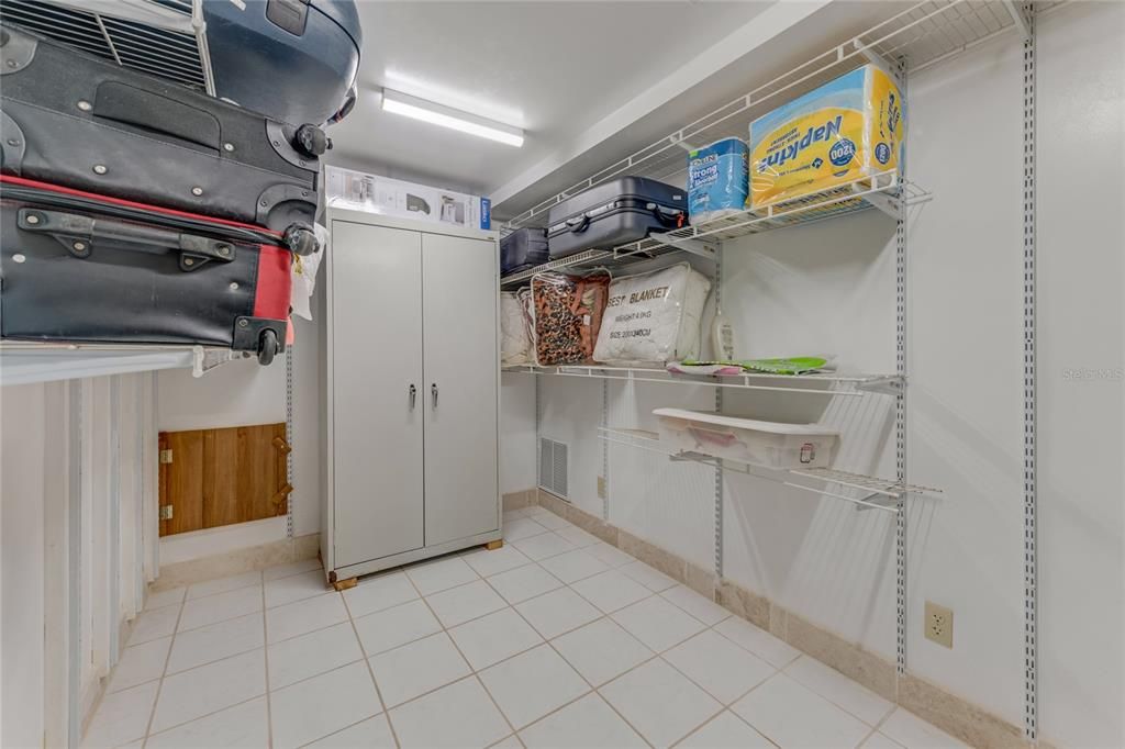 На продажу: $825,000 (3 спален, 3 ванн, 1890 Квадратных фут)